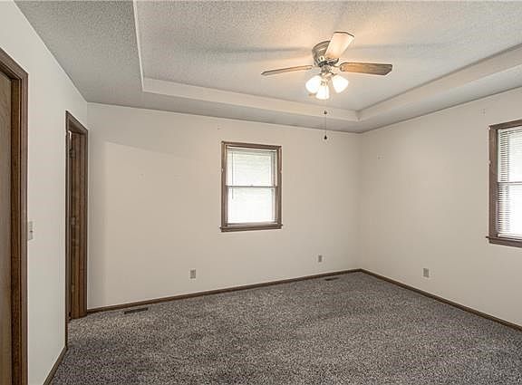 3rd image of 317 Bonnie Ln