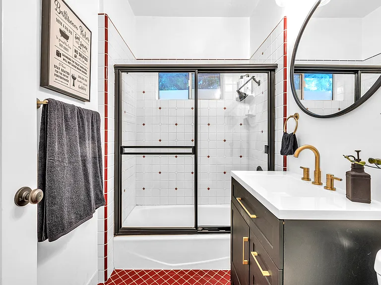 8700 Bonner Dr — Photo 20
