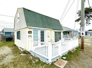 217 Old Wharf Rd, Dennis Port, MA 02639