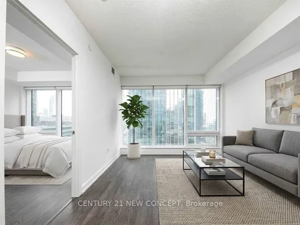 10 York St #1404, Toronto, ON M5J 0E1