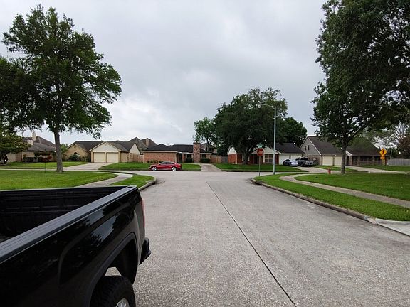 5th image of 420 Meadowpoint Dr