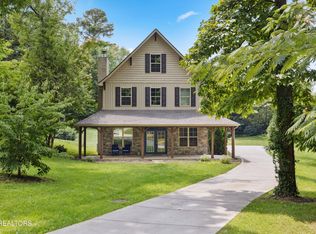 140 Wakefield Rd, Knoxville, TN 37922