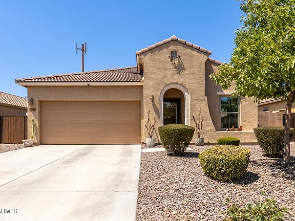 2nd image of 1334 W PAISLEY Drive