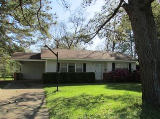 1003 Allendale Dr, Lufkin, TX 75904