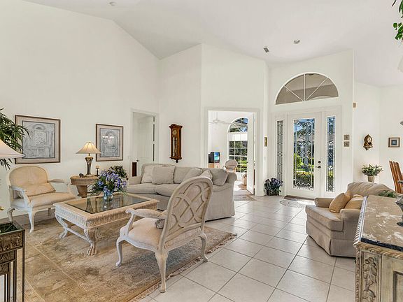 3rd image of 1578 Jamaica Ct