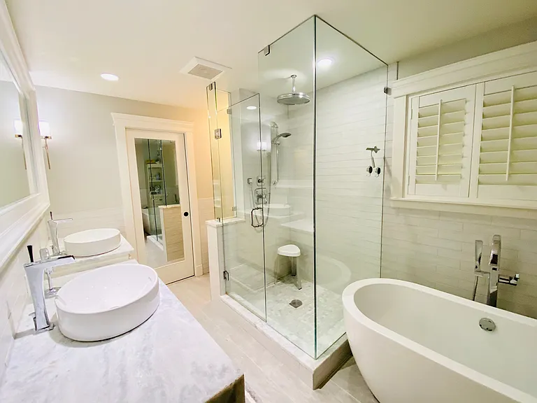10535 NE 20th Pl — Photo 7