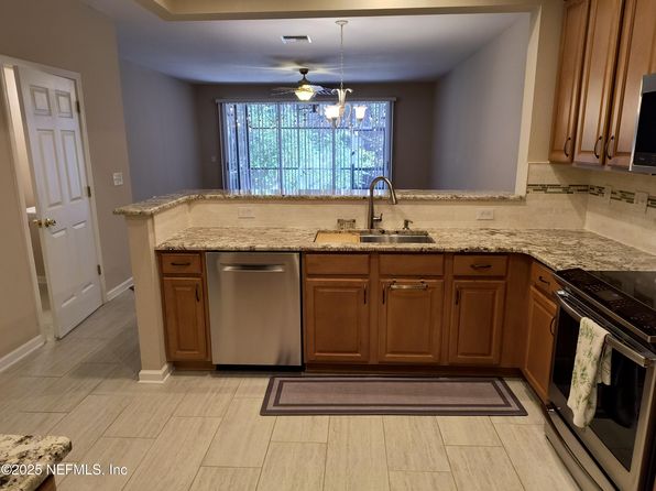 3253 Climbing Ivy Trl #3253