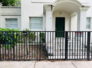 876 SW 2nd St #2, Miami, FL 33130
