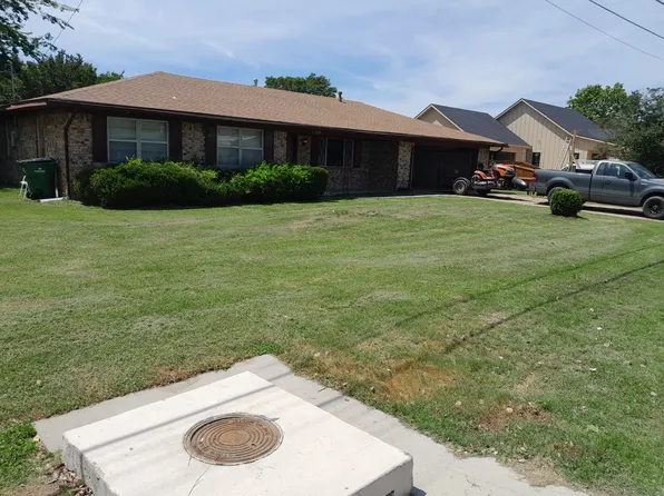 7508 Carol Dr, Greenville, TX 75402