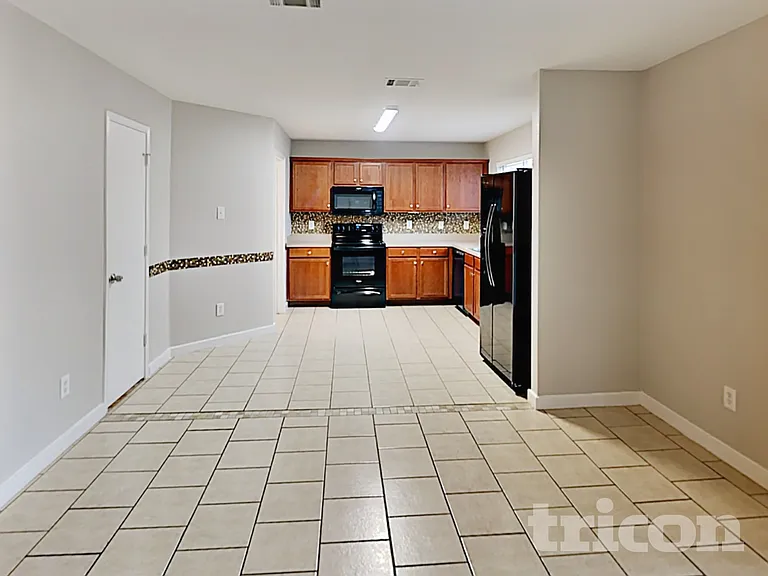 101 Hancock St — Photo 3