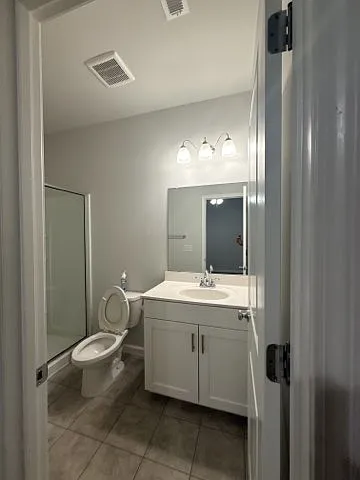 122 Enterprise Dr Photo 1