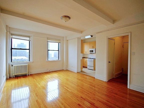 2nd image of 639 W 173rd St APT 10D