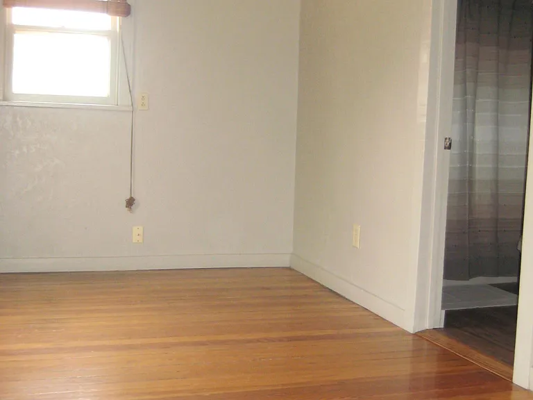 2301 13th St #B — Photo 6