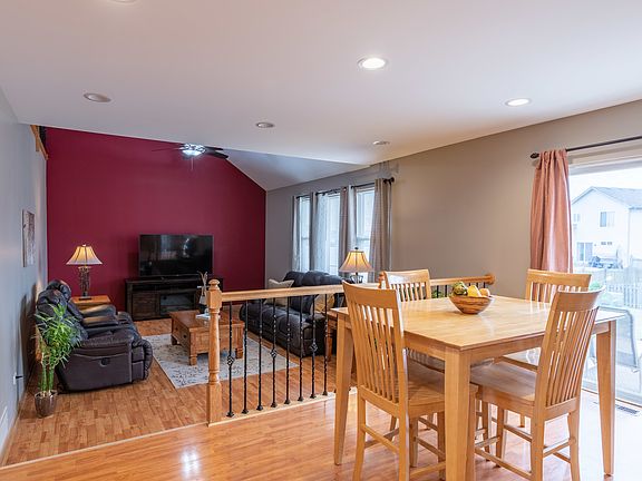 4th image of 3511 Stone Creek Dr