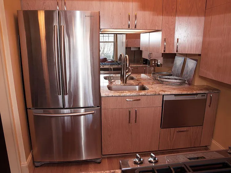 908 Juniper St NE #107 — Photo 10