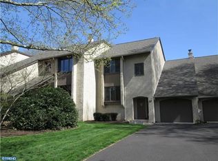 29 Golf Club Dr, Langhorne, PA