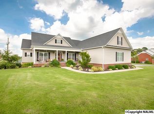 601 Boys Ranch Rd, Hartselle, AL 35640