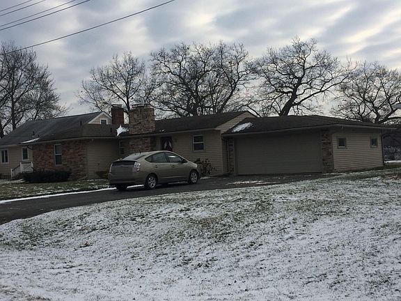 3rd image of 5863 Rowley Blvd