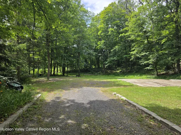 597 Ross Ruland Road, Cairo, NY 12413