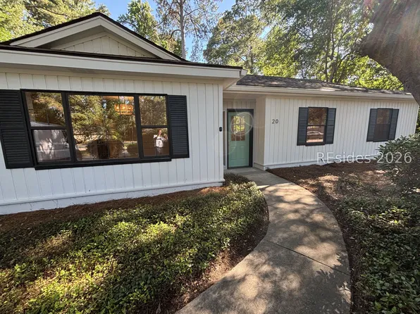 20 Kings Ct, Hilton Head Island, SC 29926