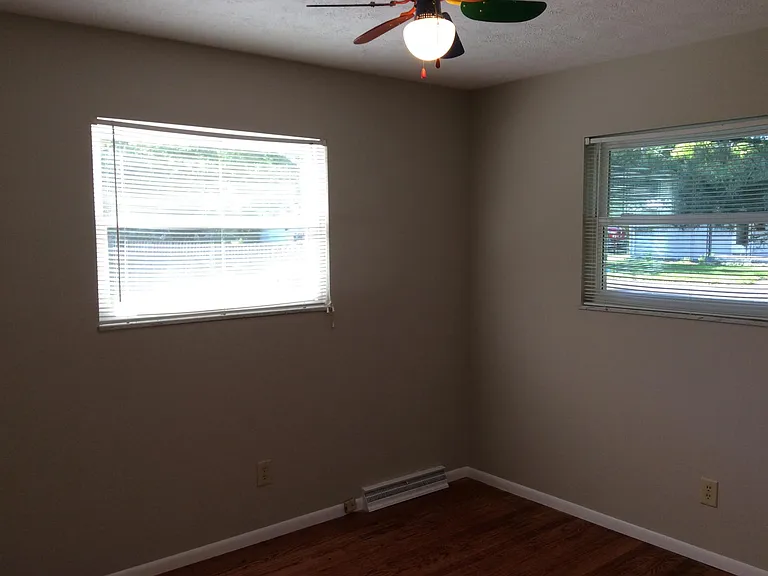 822 Harding St — Photo 15