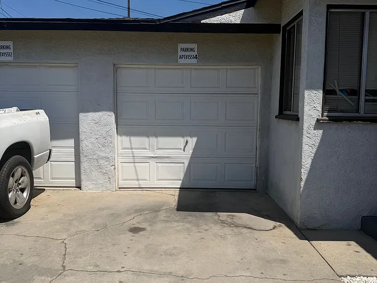 15512 S White Ave — Photo 13