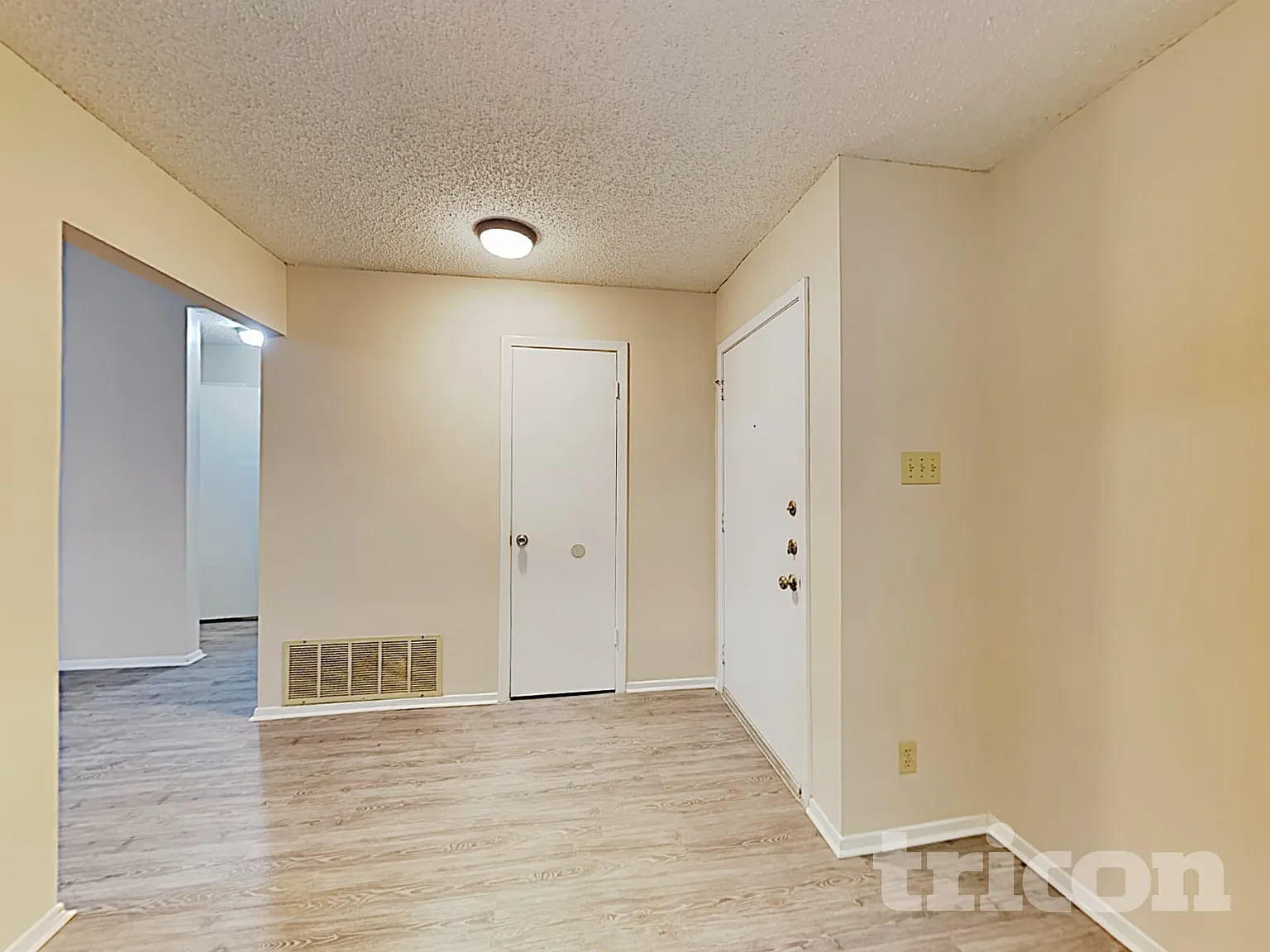 6215 Ridge Arbor Street San Antonio TX — Photo 3