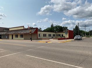 1109 E Wilcox Ave, White Cloud, MI 49349