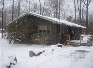 118 E Lake Rd, Acme, PA 15610