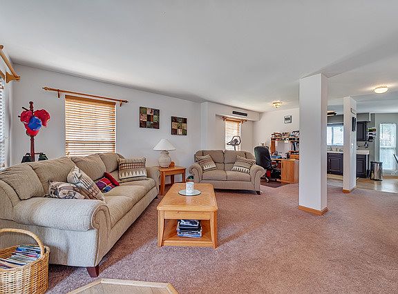 2nd image of 1259 Lakewood Cir
