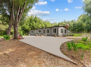 31055 Hasley Canyon Rd, Castaic, CA 91384