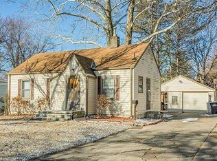 2116 33rd St, Des Moines, IA 50310