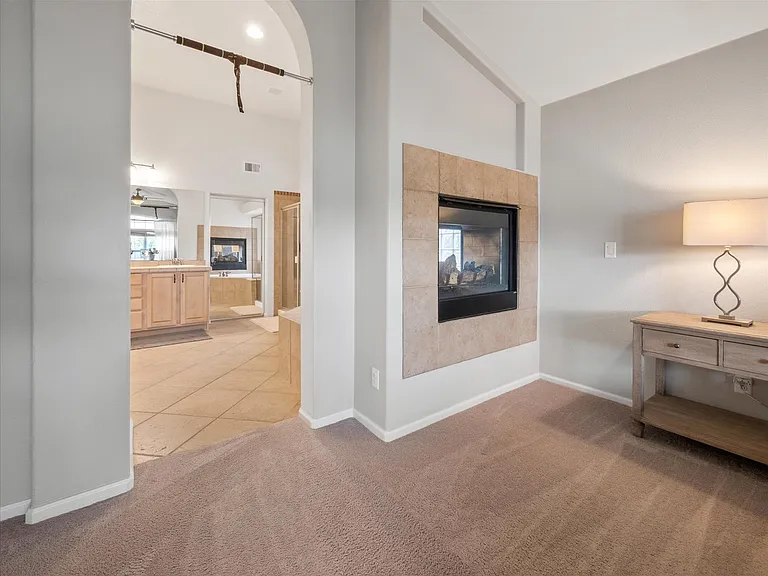 1048 Orion Way — Photo 28