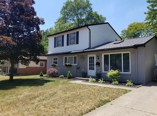 47501 Roland St, Shelby Township, MI 48317