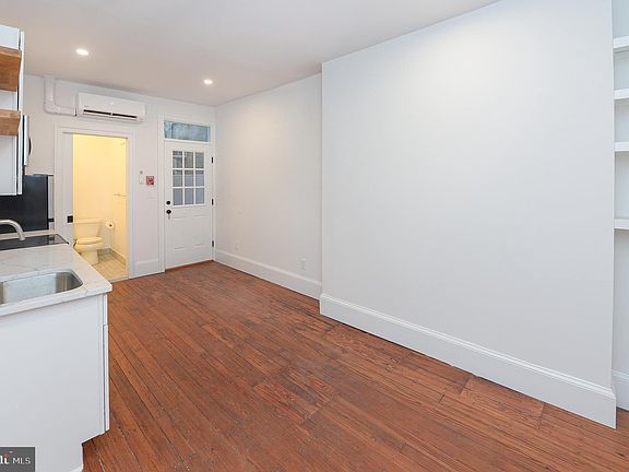 2nd image of 1537 S 15th St #1F