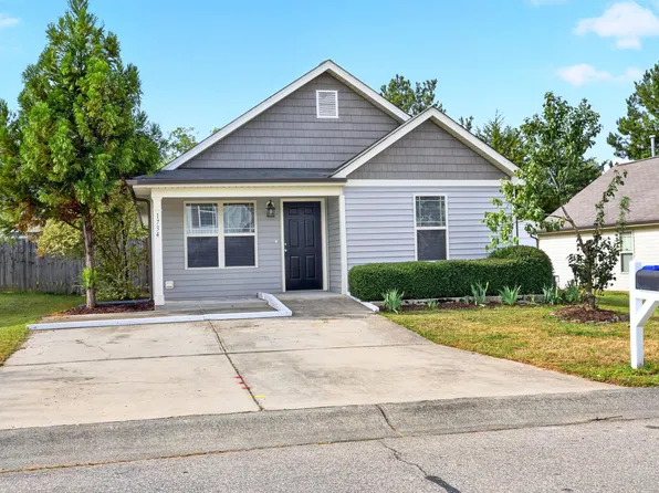 1734 Great Bend Dr, Durham, NC 27704