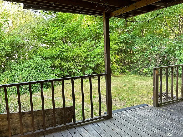 1009 Jackson St — Photo 1