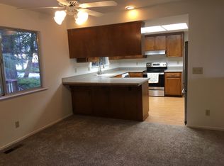 21450 Oak Ridge Dr, Grass Valley, CA 95945