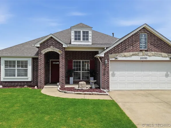 20593 E 45th St S, Broken Arrow, OK 74014