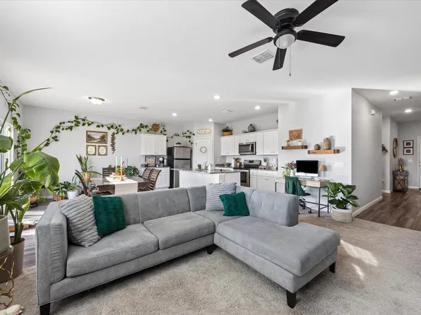 114 Gemsbok Rd, Hutto, TX 78634