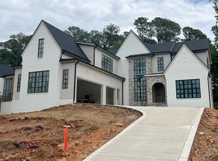 4112 Rockingham Dr, Raleigh, NC 27609
