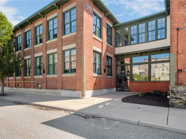 99 Allen St Unit 103, Woonsocket, RI 02895
