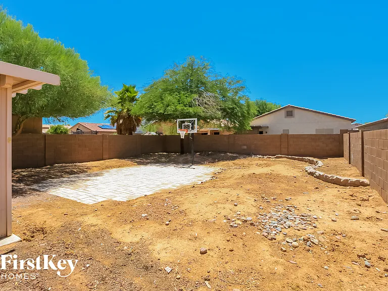 751 E Drifter Pl — Photo 15
