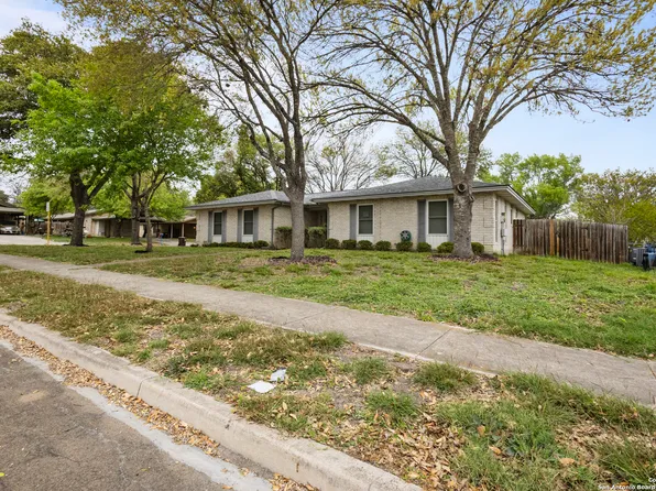 6731 yellow rose, Leon Valley, TX 78238