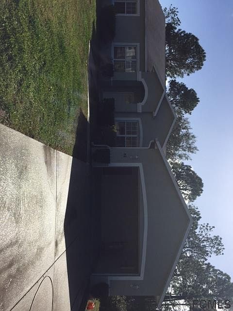 1st image of 62 Pennsylvania Ln