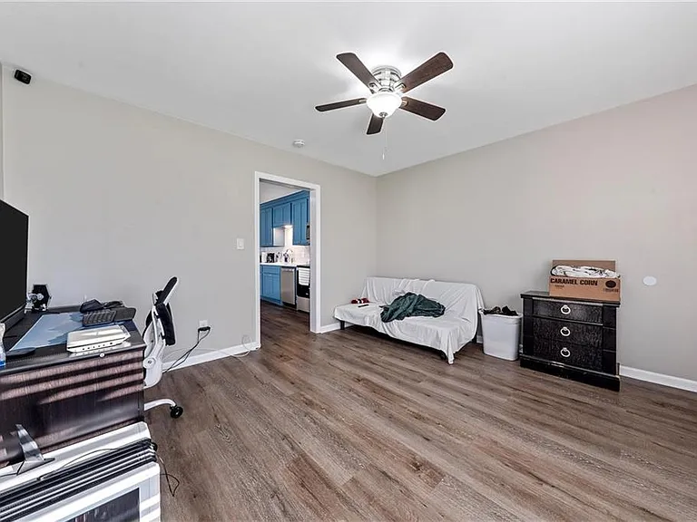 2601 McFerrin Ave — Photo 6