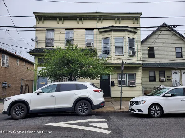 727-729 Henderson Ave, Staten Island, NY 10310