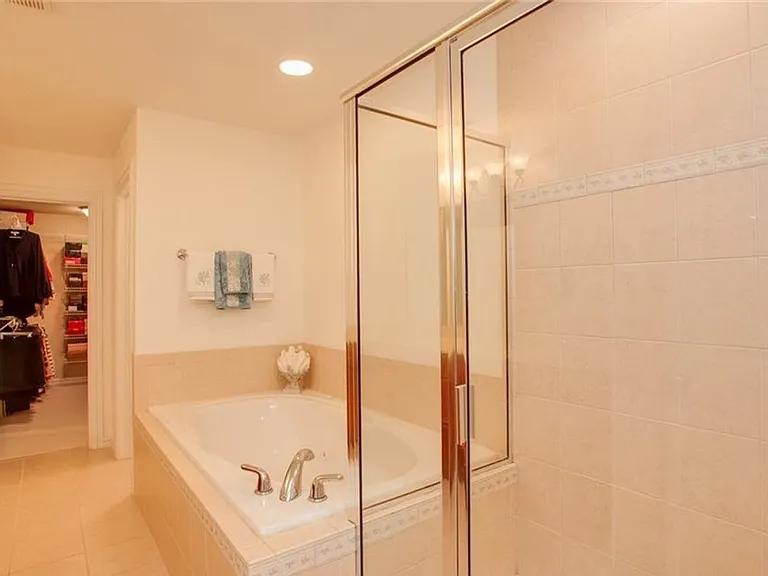1032 Horton Pl — Photo 10