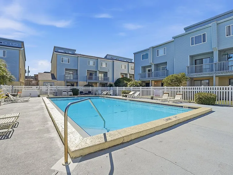 330 Bluefish Dr #228 — Photo 32