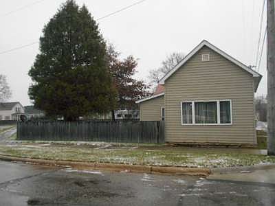 1st image of 109 S 16th St